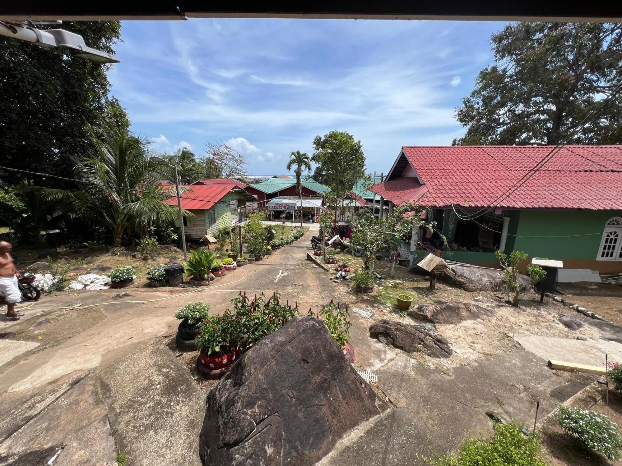 Mukut Coral Chalet Kampong Mukut المظهر الخارجي الصورة