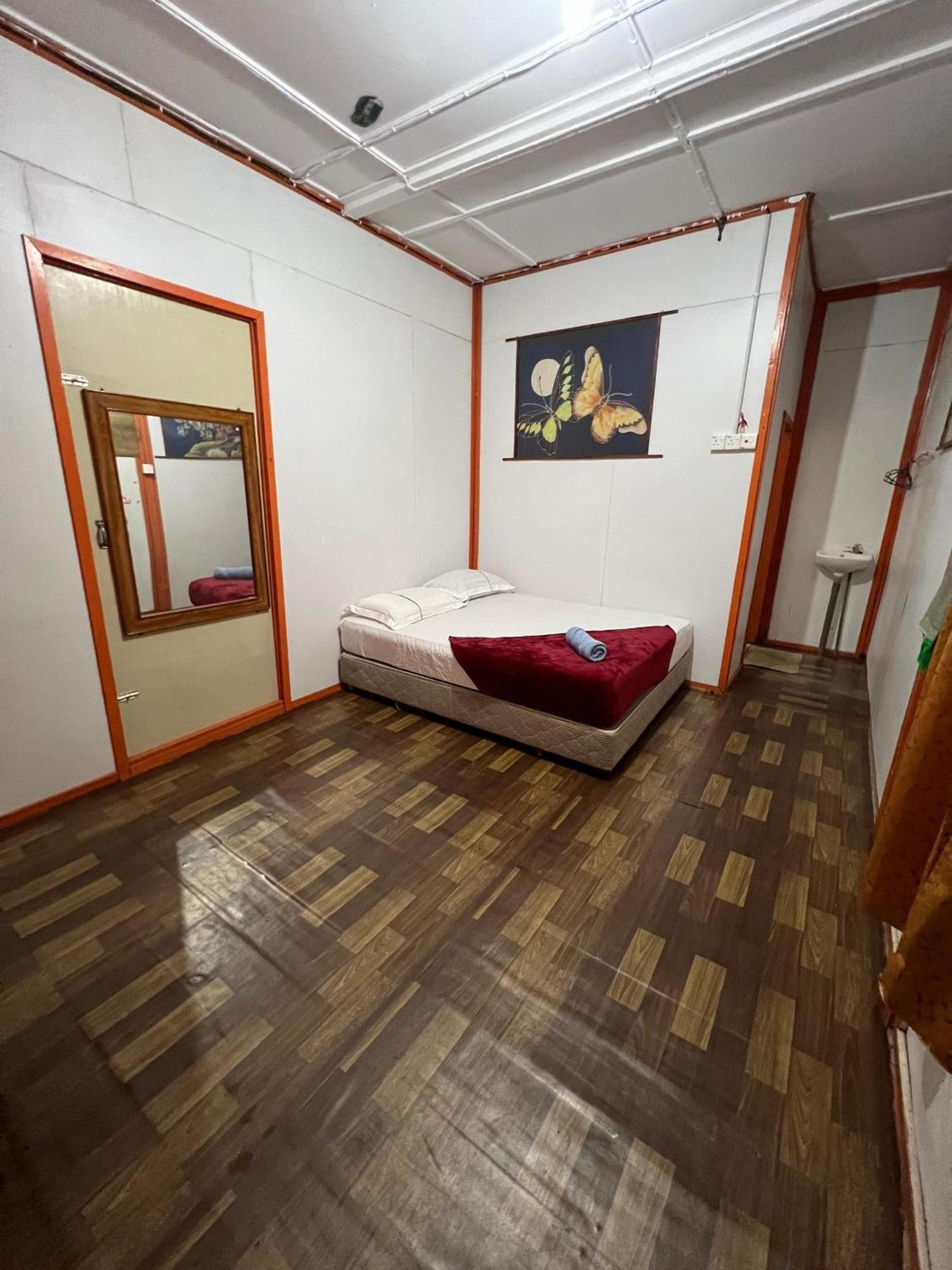 Mukut Coral Chalet Kampong Mukut المظهر الخارجي الصورة